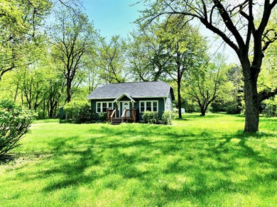 4696 Sawyer Rd, Sawyer, MI 49125 - photo 2