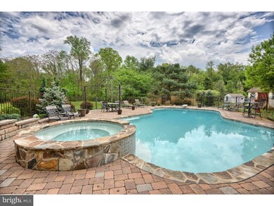 81 Frantz Ct, Morgantown, PA 19543 - photo 2