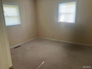 6 W Taylor St, Dexter, MO 63841 - photo 7