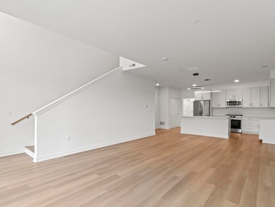 4163 E Hemlock Dr unit 106 Saffron, Oak Creek, WI 53154 - photo 5