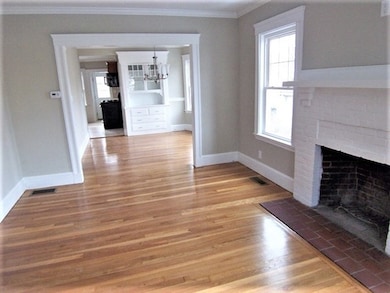 9 Ashland St unit 9, Arlington, MA 02476 - photo 4