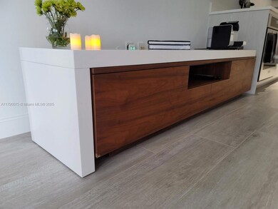 55 SW 9th St unit 2709, Miami, FL 33130 - photo 2