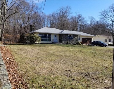 2289 Mendon Rd, Cumberland, RI 02864 - photo 3