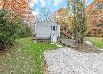 447 Nh Route 104, Meredith, NH 03253 - photo 4