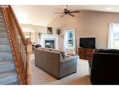 74 Sunday Dr, Creswell, OR 97426 - photo 6