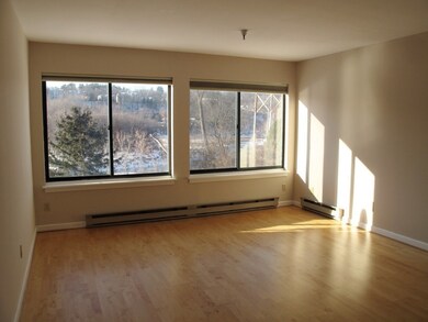 100 W Canal St unit 16, Winooski, VT 05404 - photo 2