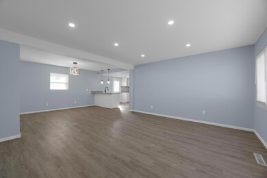 1454 Benson Dr, Columbus, OH 43227 - photo 4