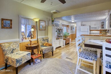 5 SITTING AREA