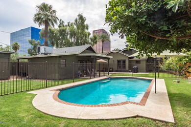 Diving pool and pool house
