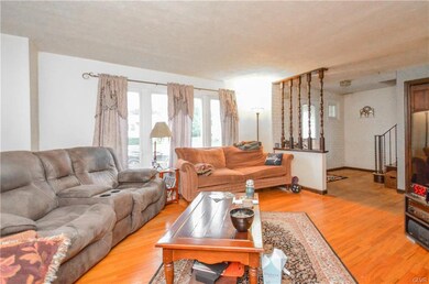 5032 Pine Grove Cir, Allentown, PA 18106 - photo 3