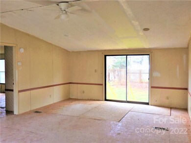 536 Carolina Cir unit 34, Hendersonville, NC 28792 - photo 5