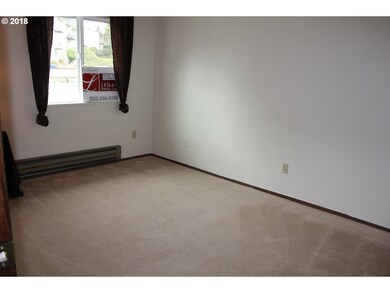 Bedroom, Primary