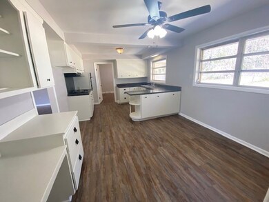 808 24th St, McComb, MS 39648 - photo 4