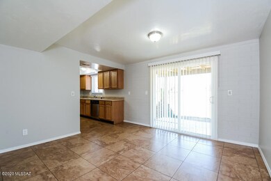 7627 E 42nd St, Tucson, AZ 85730 - photo 4