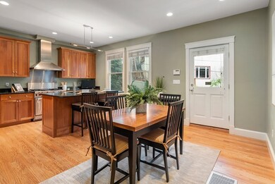 123 Kilsyth Rd unit 1, Brighton, MA 02135 - photo 5