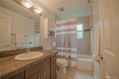 5013 79th Avenue Ct E unit 20, Fife, WA 98424 - photo 4