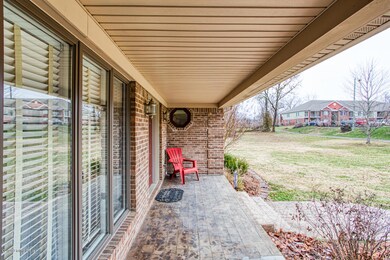 5507 Fern Brook Ln, Louisville, KY 40291 - photo 3