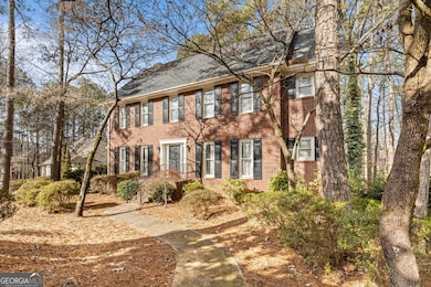 3460 Goldenrod Dr, Alpharetta, GA 30005 - photo 2