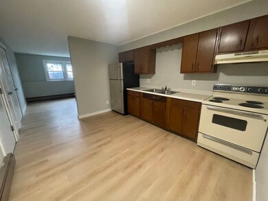 15 Kingsley Ct unit 2, Rutland, VT 05701 - photo 2