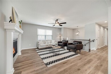 612 Foxglove Ln, Raymore, MO 64083 - photo 5