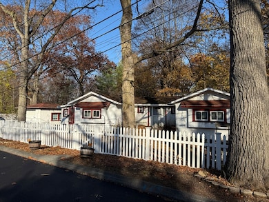 1 Sidney St, Wakefield, MA 01880 - photo 4