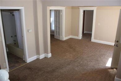 3904 12th St, Des Moines, IA 50313 - photo 3