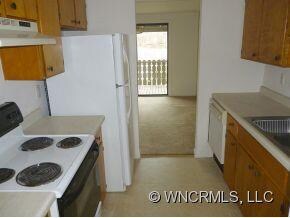 70 Huff N Puff Ln, Hendersonville, NC 28792 - photo 5