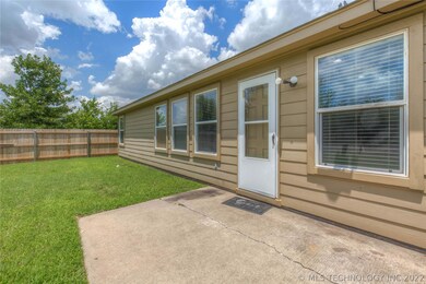 2013 E Concord St, Broken Arrow, OK 74012 - photo 4