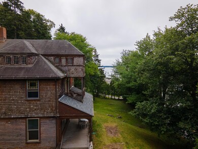 55-11 Main St-103