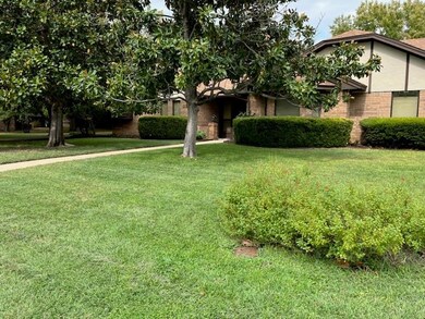 2205 Pembrooke Place, Denton, TX 76205 - photo 2