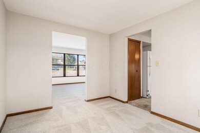 013_ Helmbright Court 0017