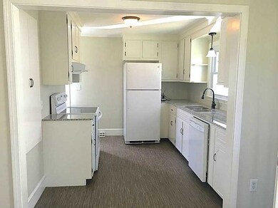 13 Wood Rd, Middletown, RI 02842 - photo 4