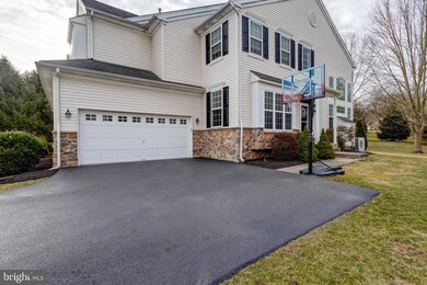 848 Arden Ct, West Chester, PA 19382 - photo 2