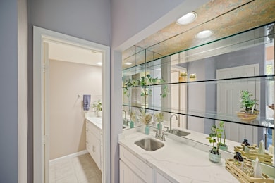 12625 Memorial Dr unit 11, Houston, TX 77024 - photo 5