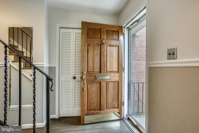 1008 N Vail St, Alexandria, VA 22304 - photo 2