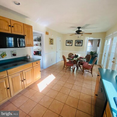 56 Pond Ln, Willingboro, NJ 08046 - photo 5