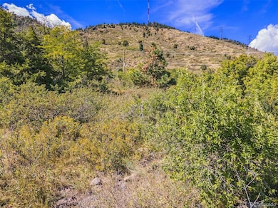 Looking west to top of Lookout Man