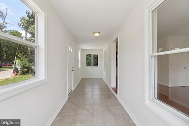 4604 Morgan Rd, Suitland, MD 20746 - photo 4