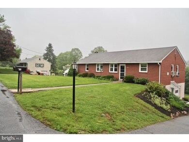 116 Sawmill Rd, Boyertown, PA 19512 - photo 2