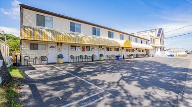 64 W Grand Ave unit 5, Old Orchard Beach, ME 04064 - photo 3