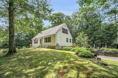 10 Hale Rd, Hubbardston, MA 01452 - photo 3