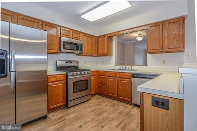 7846 Blue Gray Cir, Manassas, VA 20109 - photo 6