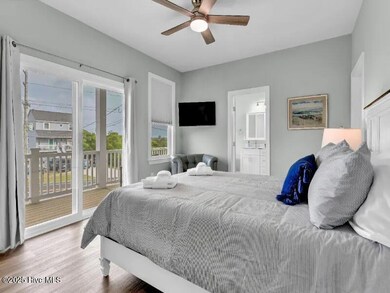 822 S Topsail Dr unit A, Surf City, NC 28445 - photo 5