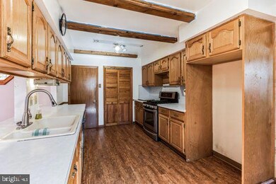 304 Otter Branch Dr, Magnolia, NJ 08049 - photo 6