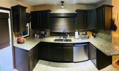 515 S 3rd Ave W, Newton, IA 50208 - photo 7