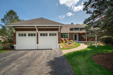 7 Tillinghast Dr, Hingham, MA 02043 - photo 3