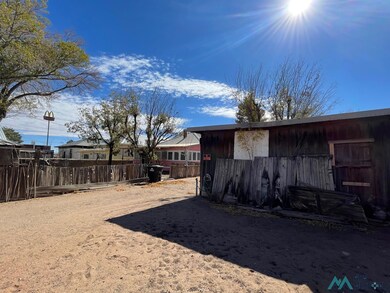 811 W Pine St, Deming, NM 88030 - photo 3