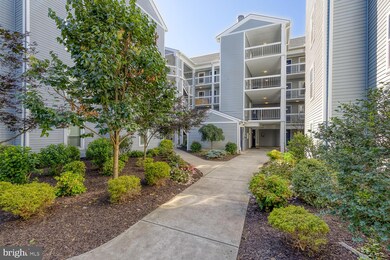 The Four Winds at Oakton unit 2-D3, Oakton, VA 22124 - photo 3