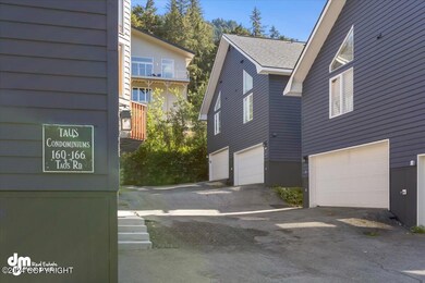 02-Front Exterior_IMG_4950_SSW
