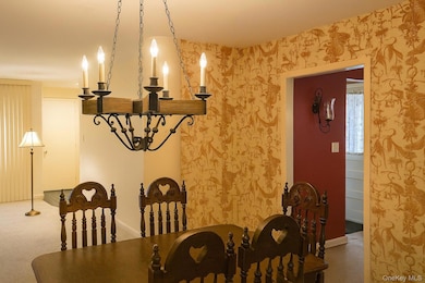 884 Troy St, Elmont, NY 11003 - photo 6